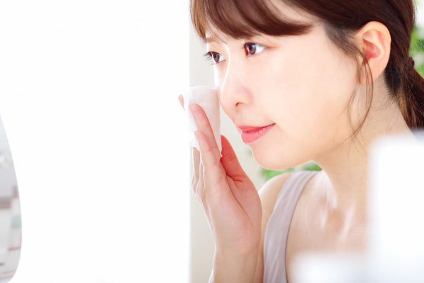 【薬学博士監修】角質ケアの方法をアイテム別に紹介！さらに注意点も解説